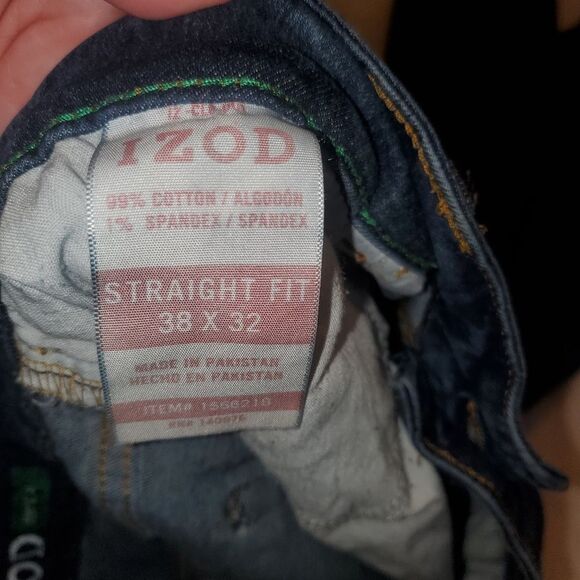 IZOD Woman's 38X32 Jeans, Straight Leg, Stretch, Dark Wash, EUC, Denim - Picture 3 of 5